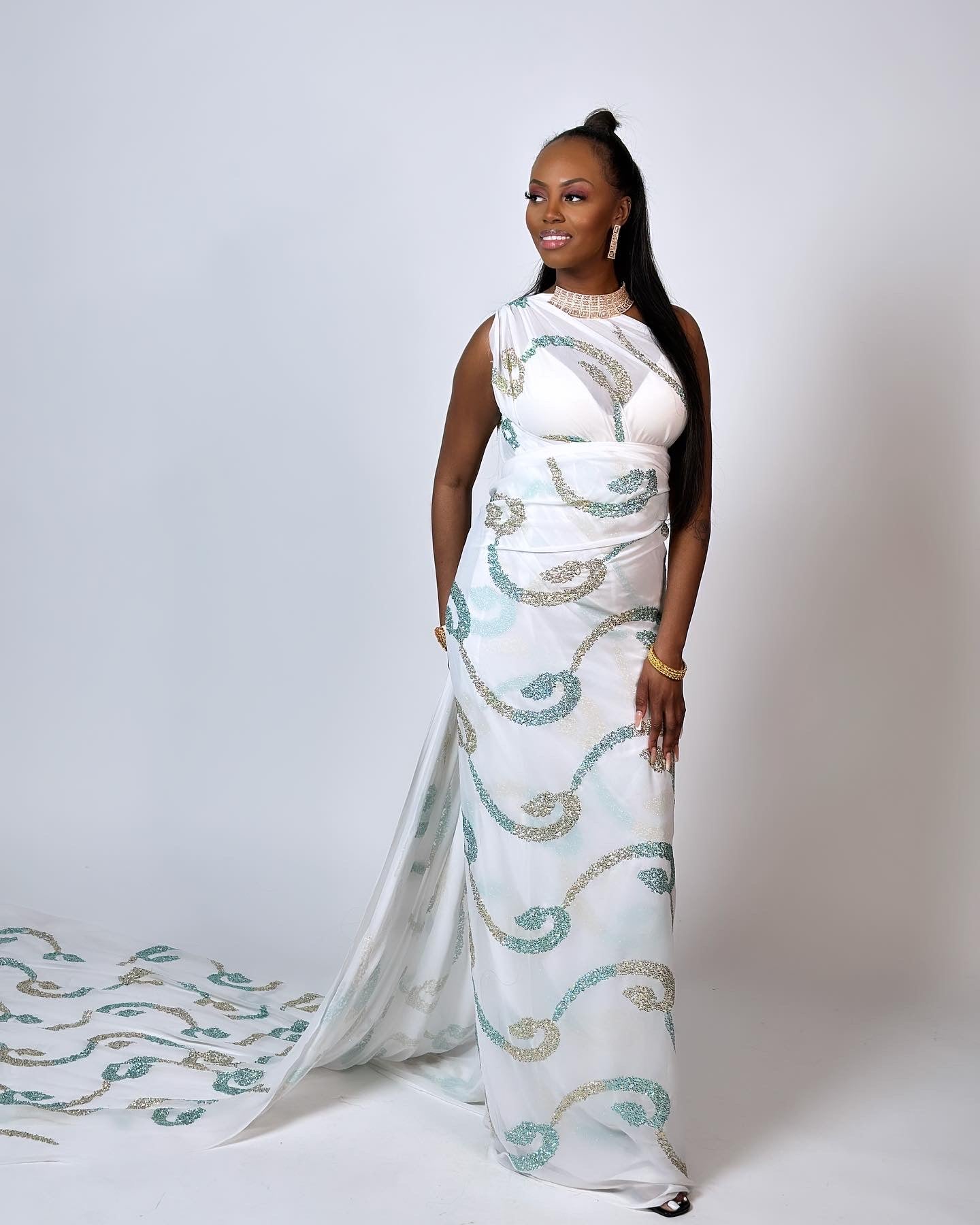 Snow white Dirac w|trail