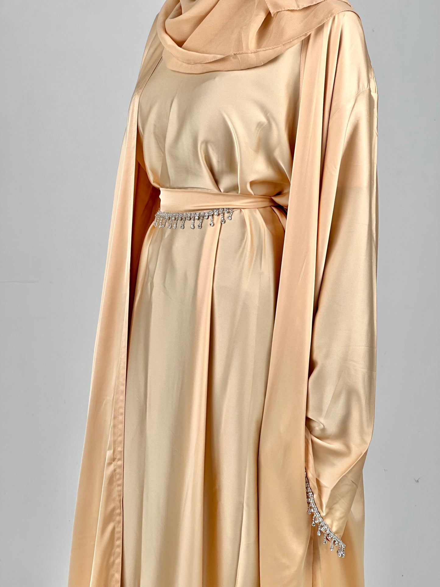 Idyllic satin abaya set