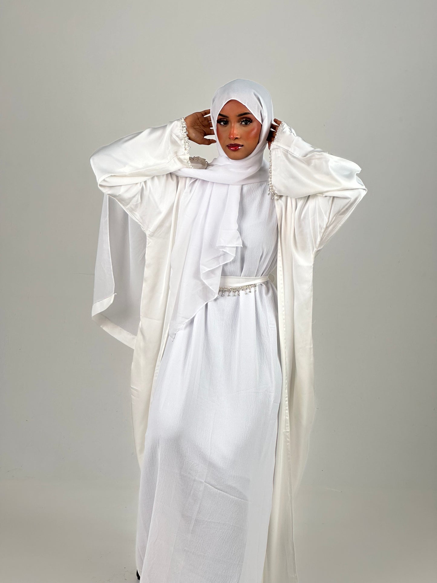 Idyllic satin abaya set