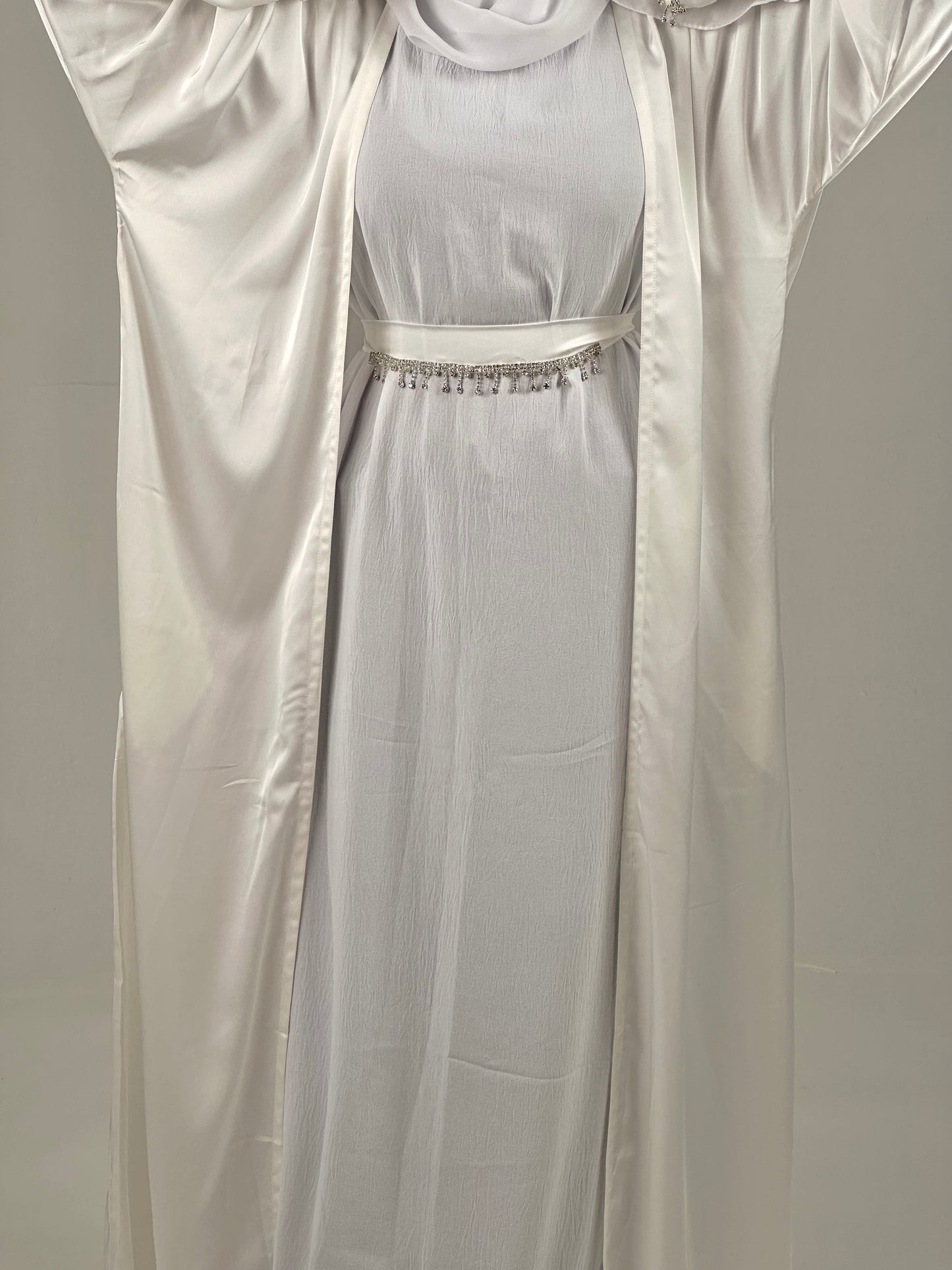 Idyllic satin abaya set