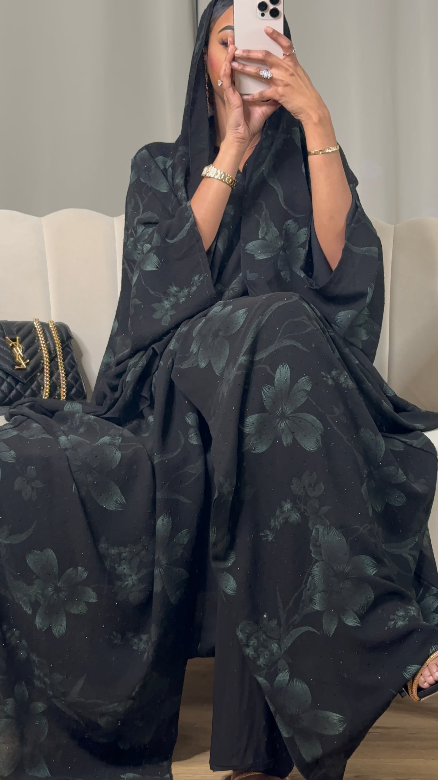 Subtle Mint print abaya