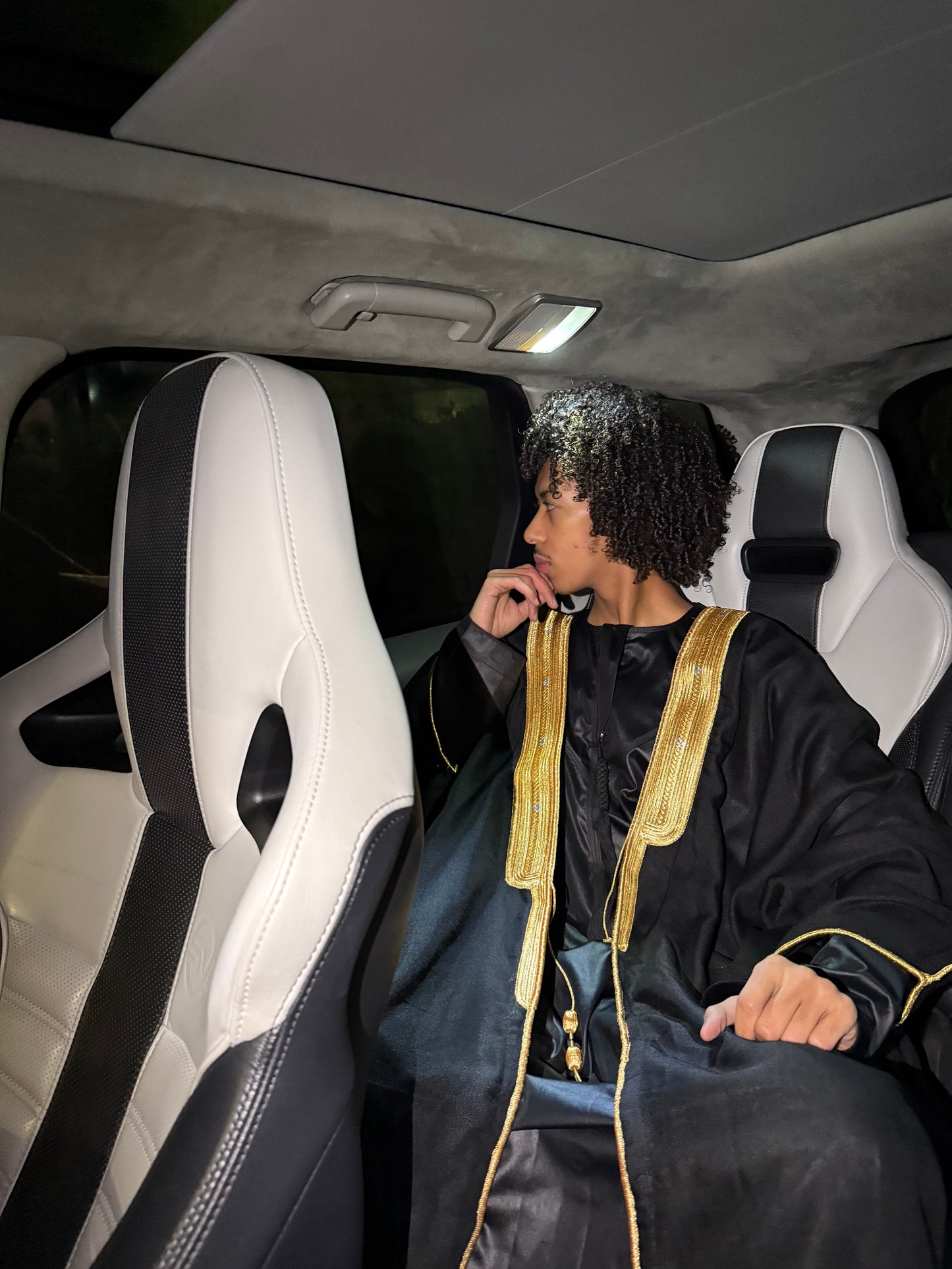 Traditional Black & Gold bisht cloak