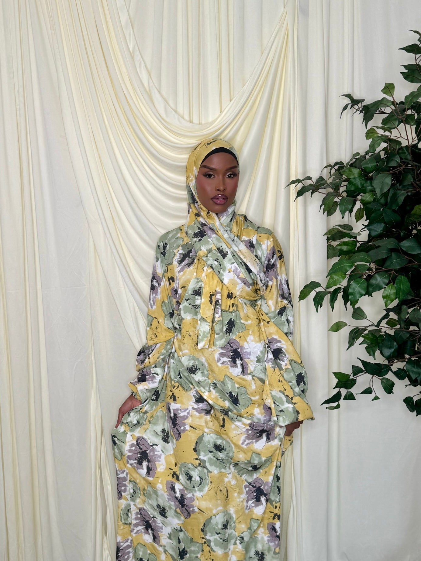Layali Prayer dress