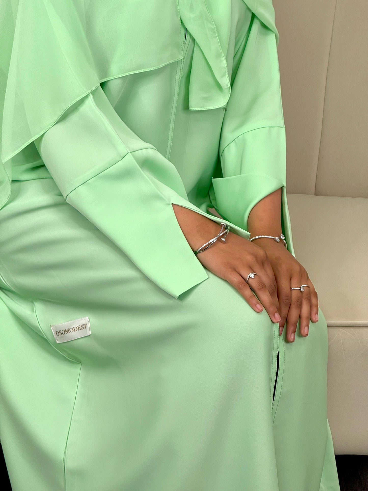 Lily Lime green split abaya